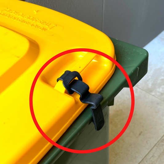 SafeWaste Multi-Fit Lid Latch